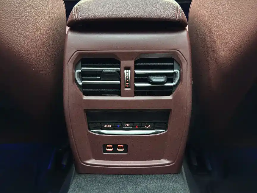 BMW 3 Series — миниатюра 7