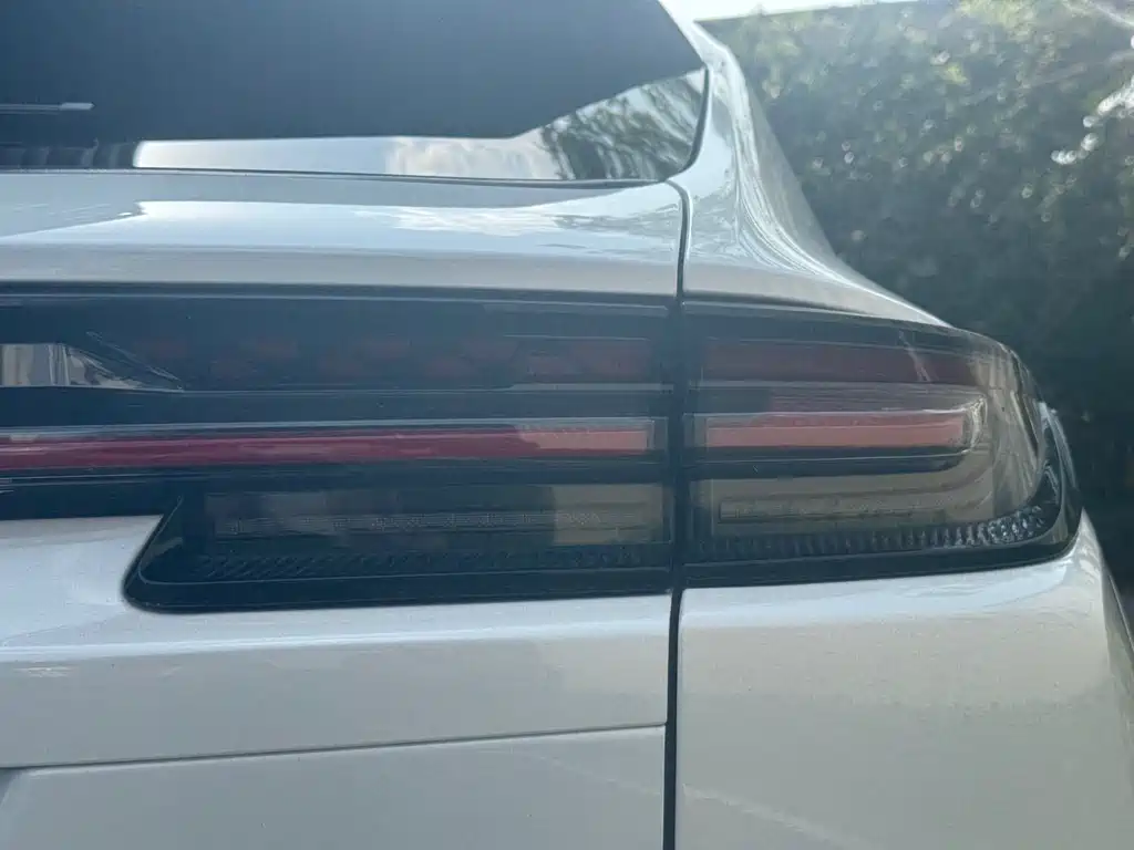 CHANGAN UNI K SMART IDD