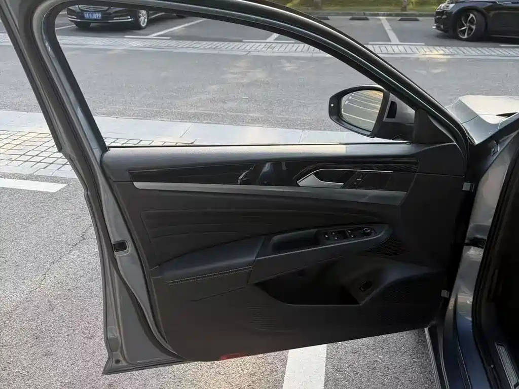 Volkswagen Passat — миниатюра 5