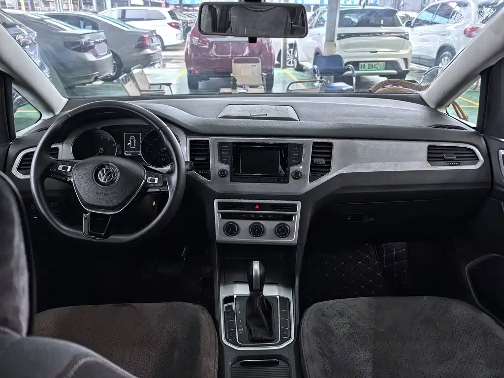 Volkswagen Golf Sportsvan — миниатюра 8