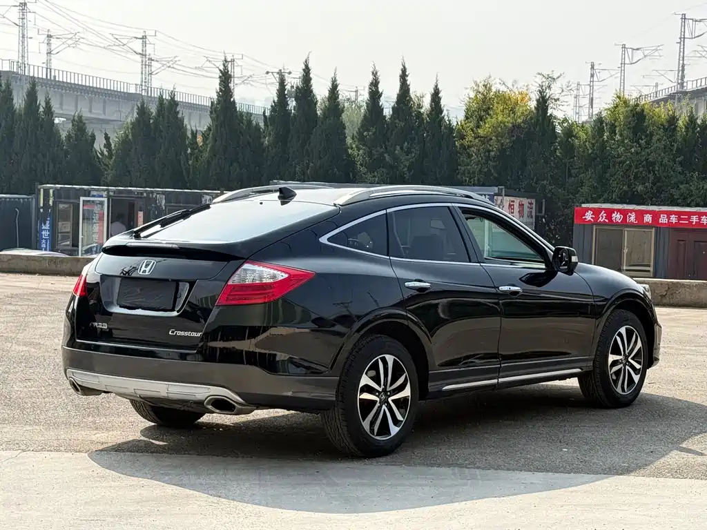 Honda Crosstour — миниатюра 6