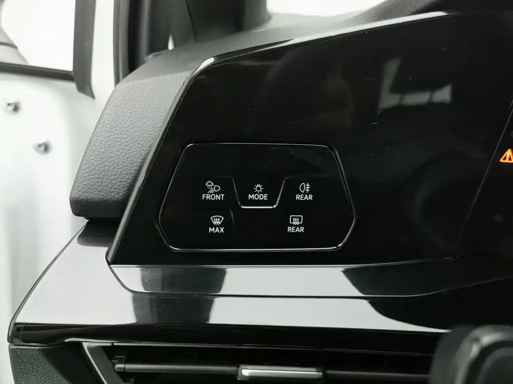 Volkswagen Golf — миниатюра 21