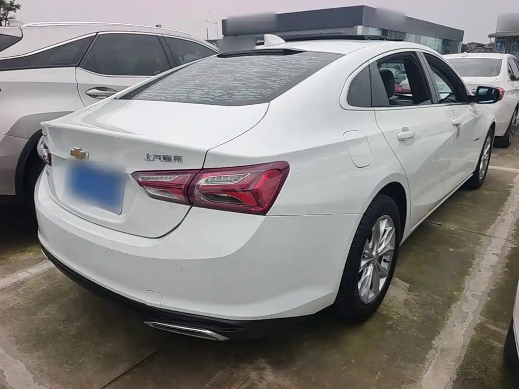 Chevrolet Malibu XL — миниатюра 7