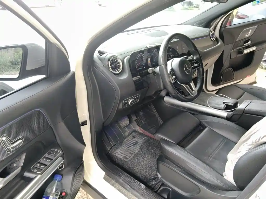 Mercedes-Benz GLA — миниатюра 14