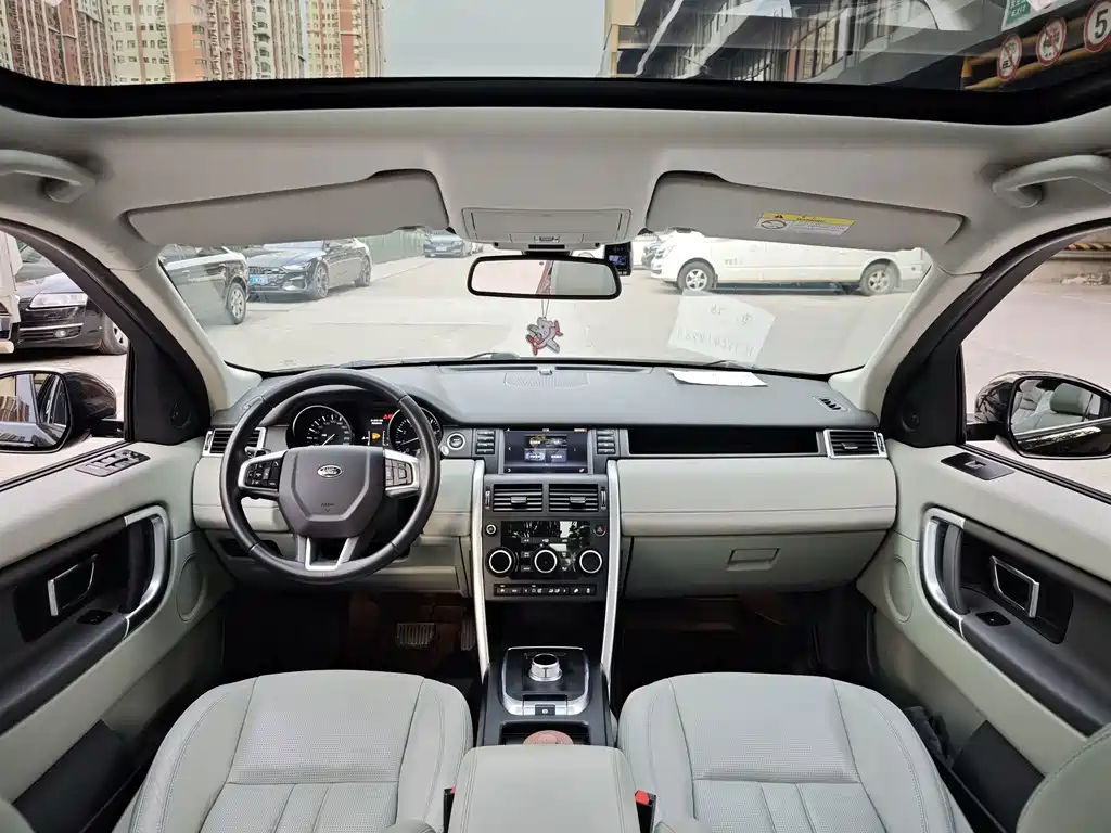 Land Rover Discovery Sport — миниатюра 5