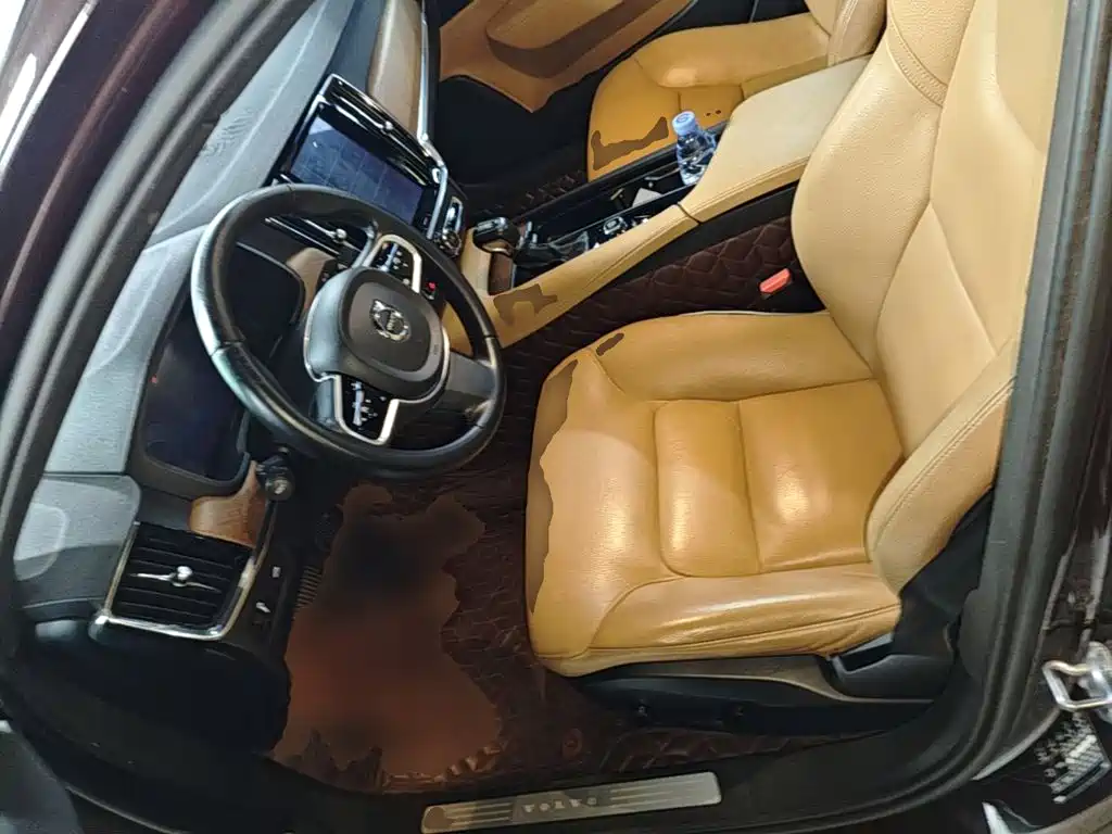 Volvo S90 2019 T5