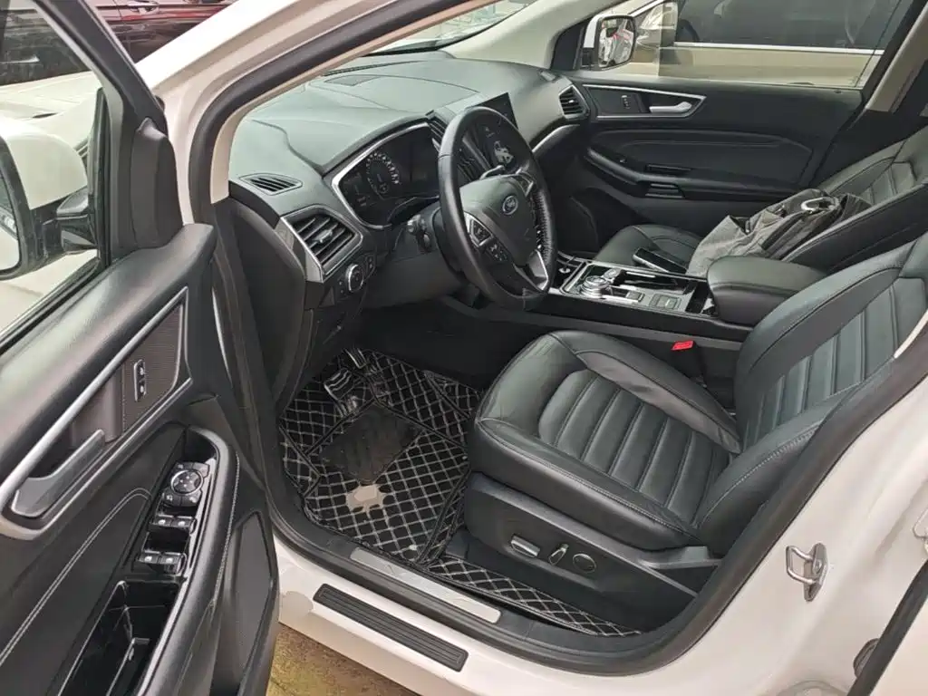 Ford Edge — миниатюра 16