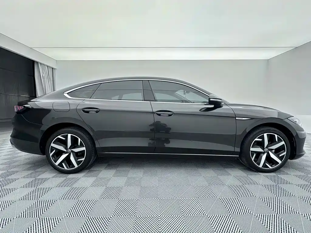 Volkswagen Lamando — миниатюра 7
