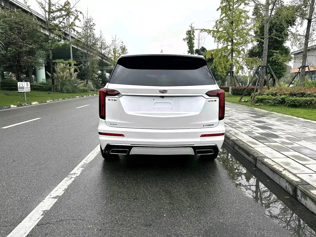 Cadillac XT6 — миниатюра 9