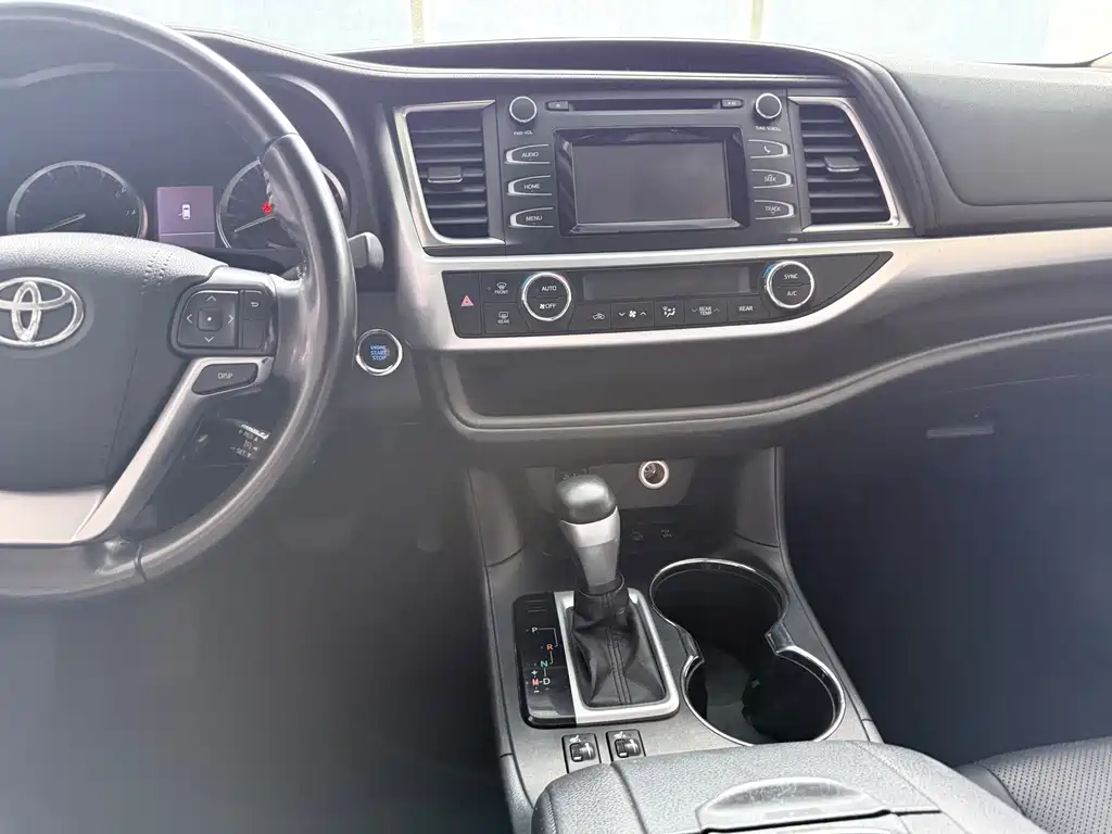 Toyota Highlander — миниатюра 14