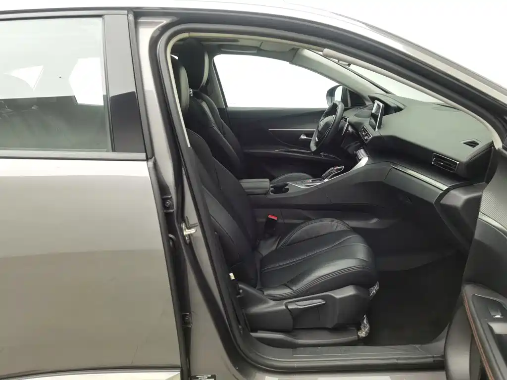 Peugeot 4008 — миниатюра 23