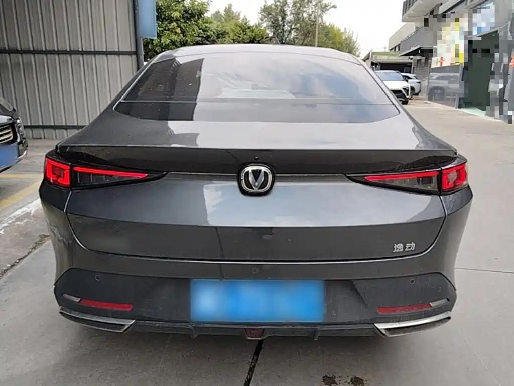 Changan Eado — миниатюра 6