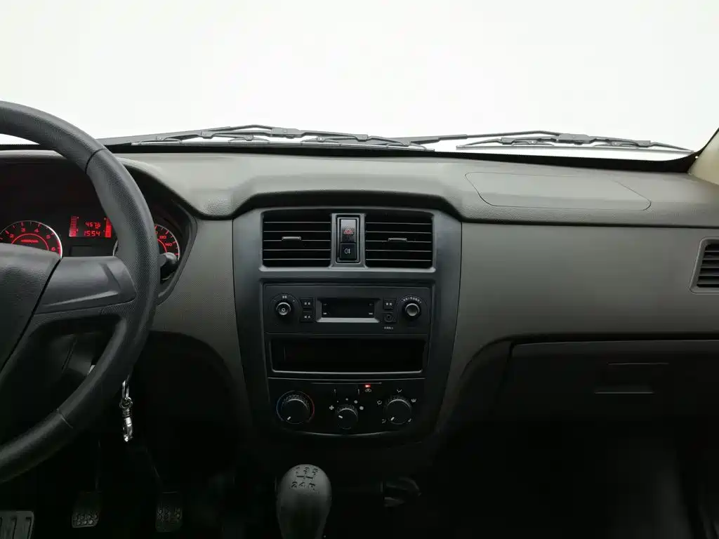 Wuling Rongguang S — миниатюра 12