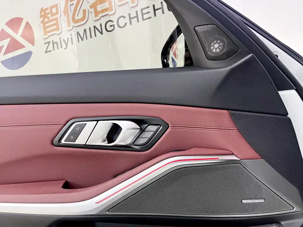BMW 3 Series — миниатюра 7