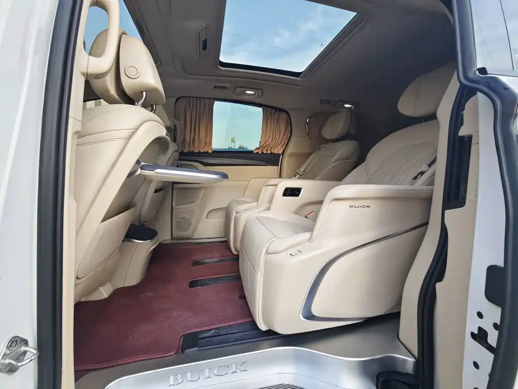 Buick GL8 — миниатюра 14