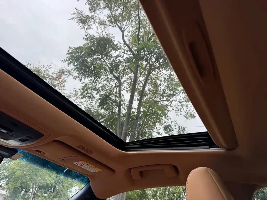 Lexus ES — миниатюра 12