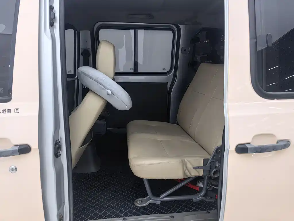 WULING AUTOMOBILE WULING LIGHT V