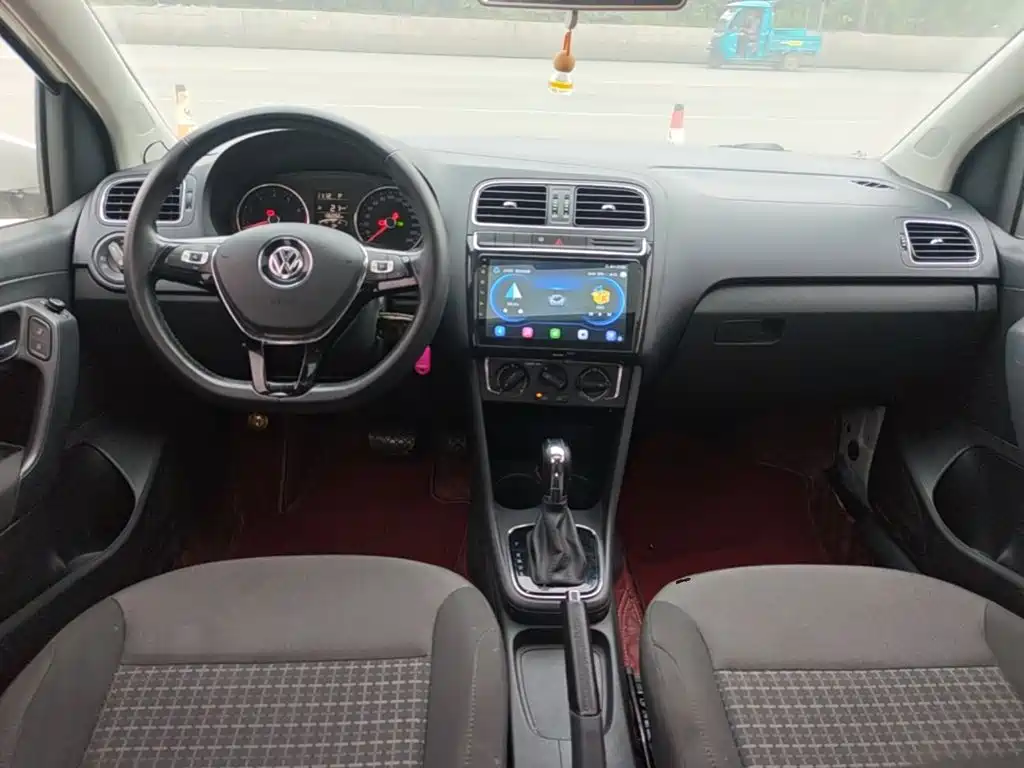 Volkswagen Polo — миниатюра 10