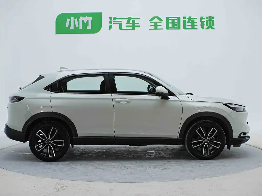 Honda Vezel 2023 1.5L CVT Luxury
