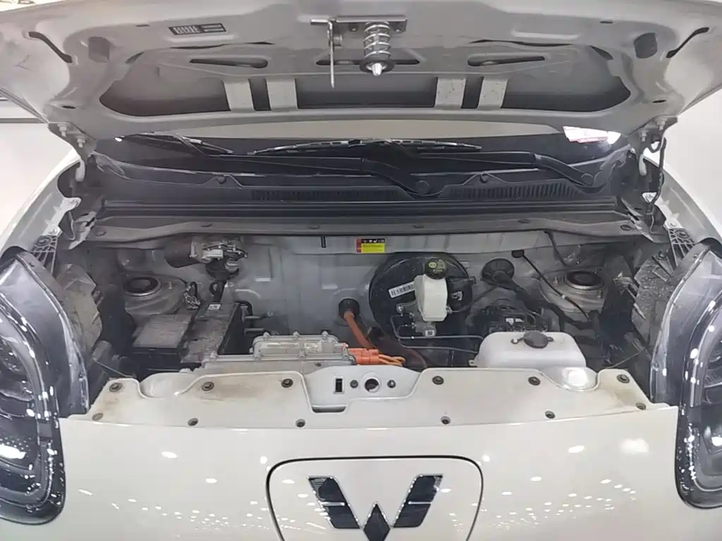 Wuling MINIEV — миниатюра 20
