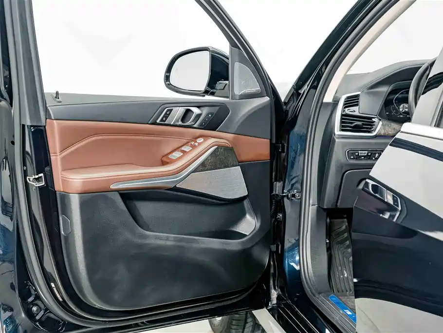 BMW X5 — миниатюра 18