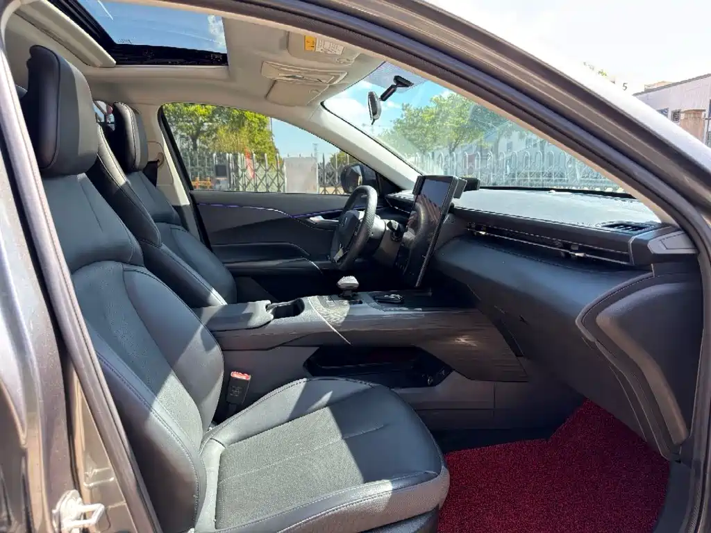 Changan Eado — миниатюра 4