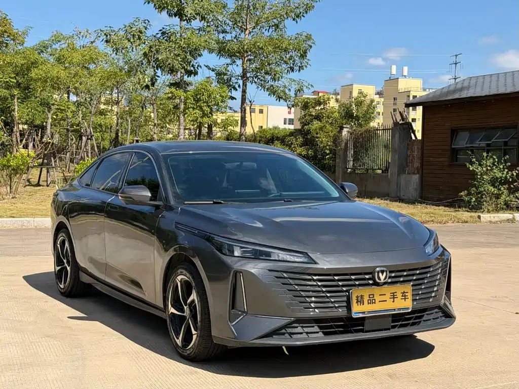 Changan Eado — миниатюра 3