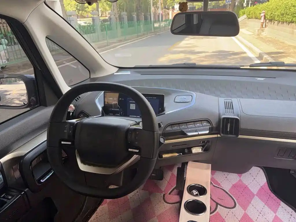 Baojun KiWi EV — миниатюра 6
