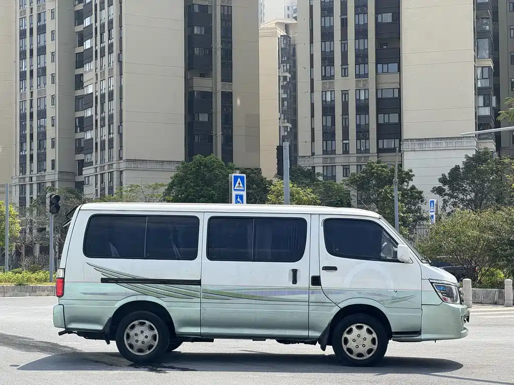 Jinbei Haise 2008 2.4L MT мест