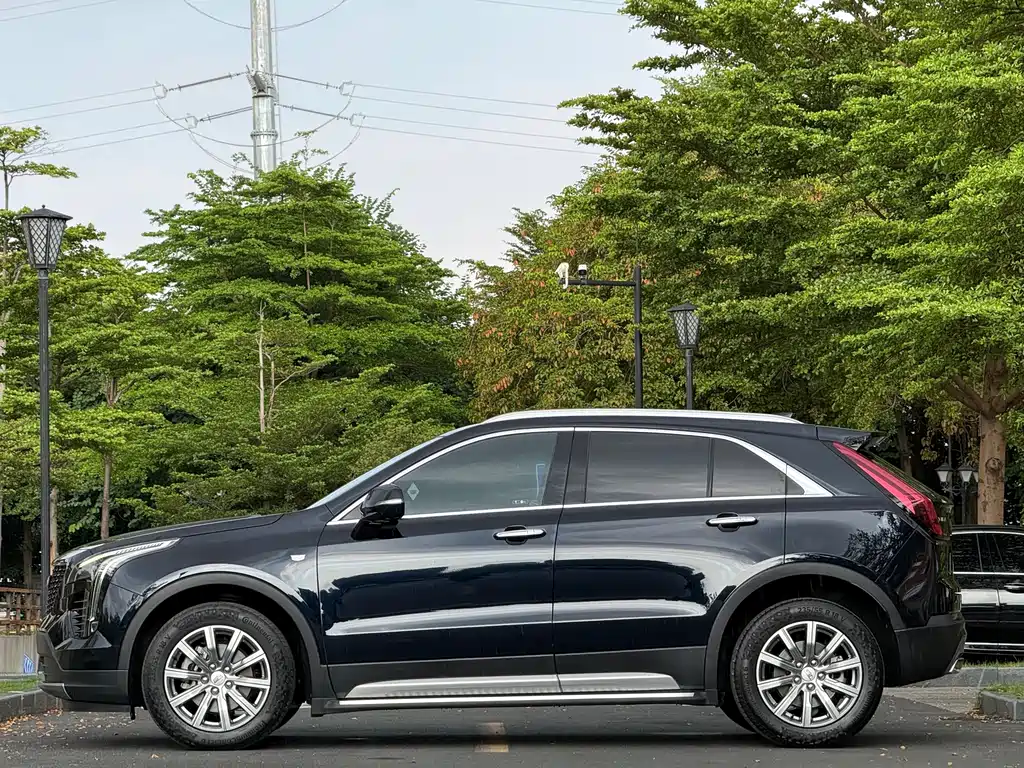 Cadillac XT4 — миниатюра 8