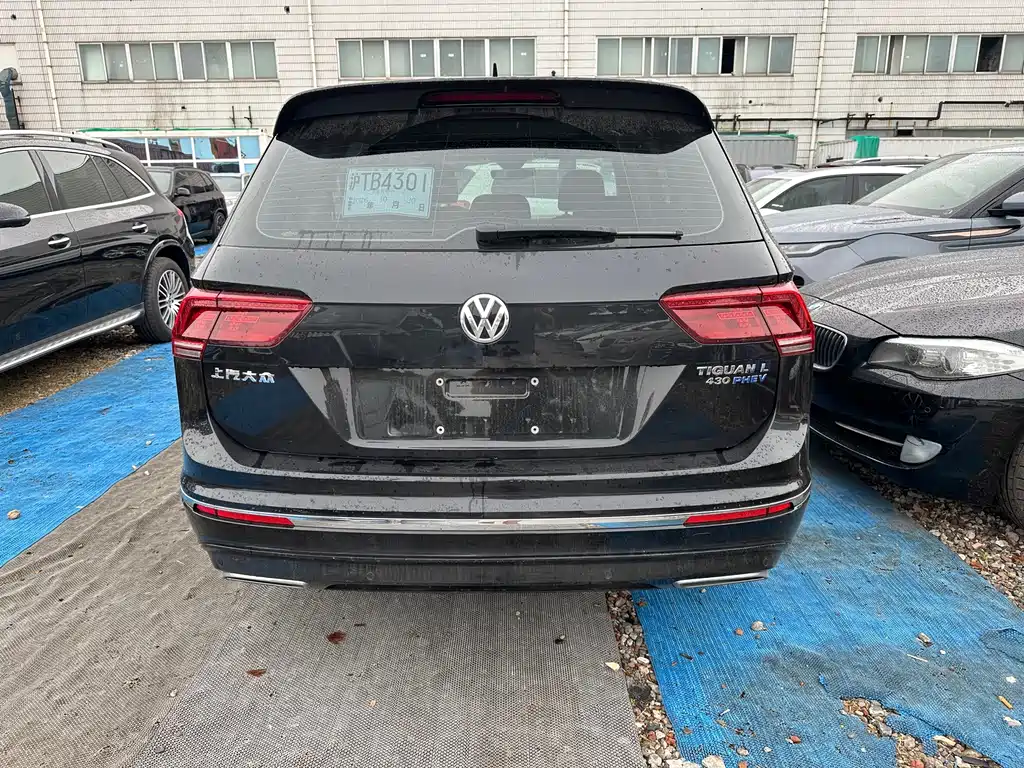 Volkswagen Tiguan L PHEV — миниатюра 19