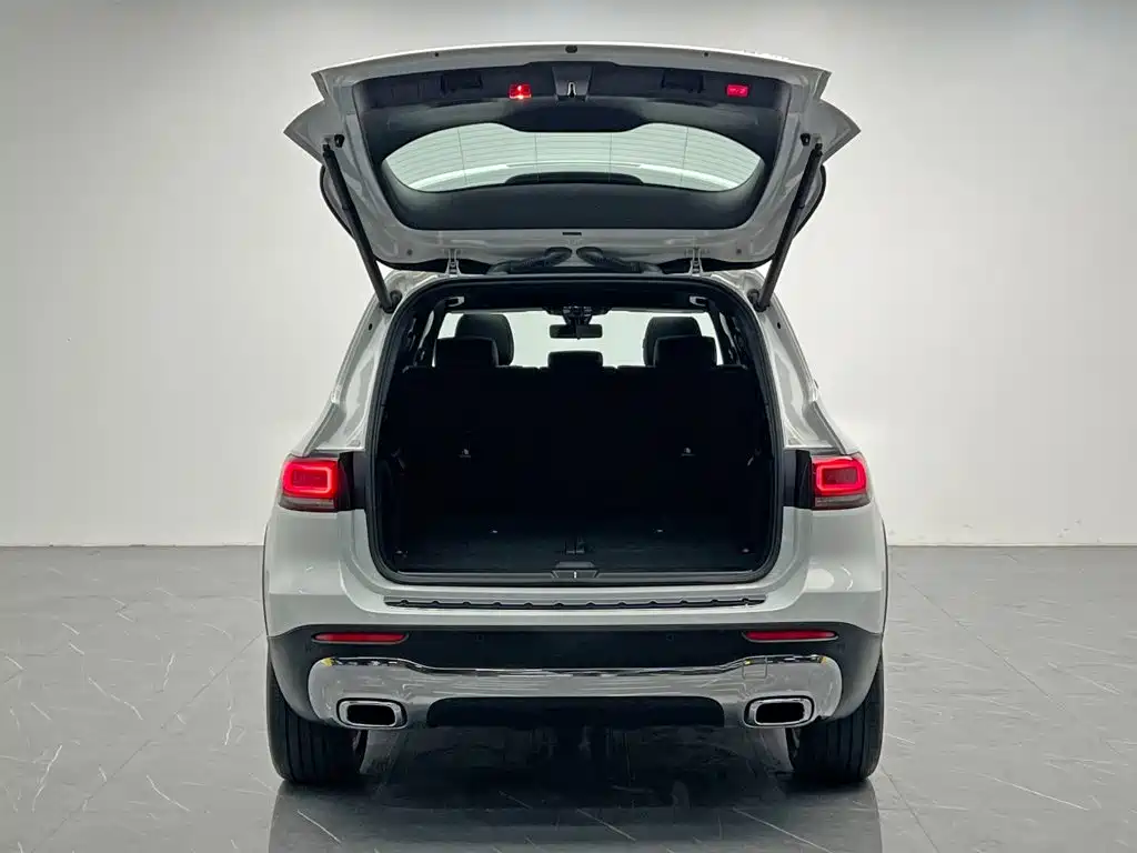 Mercedes-Benz GLB — миниатюра 9