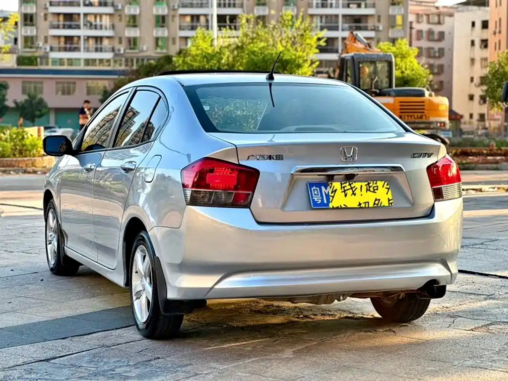 Honda City Classic — миниатюра 5