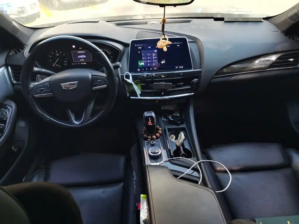 Cadillac CT5 — миниатюра 5