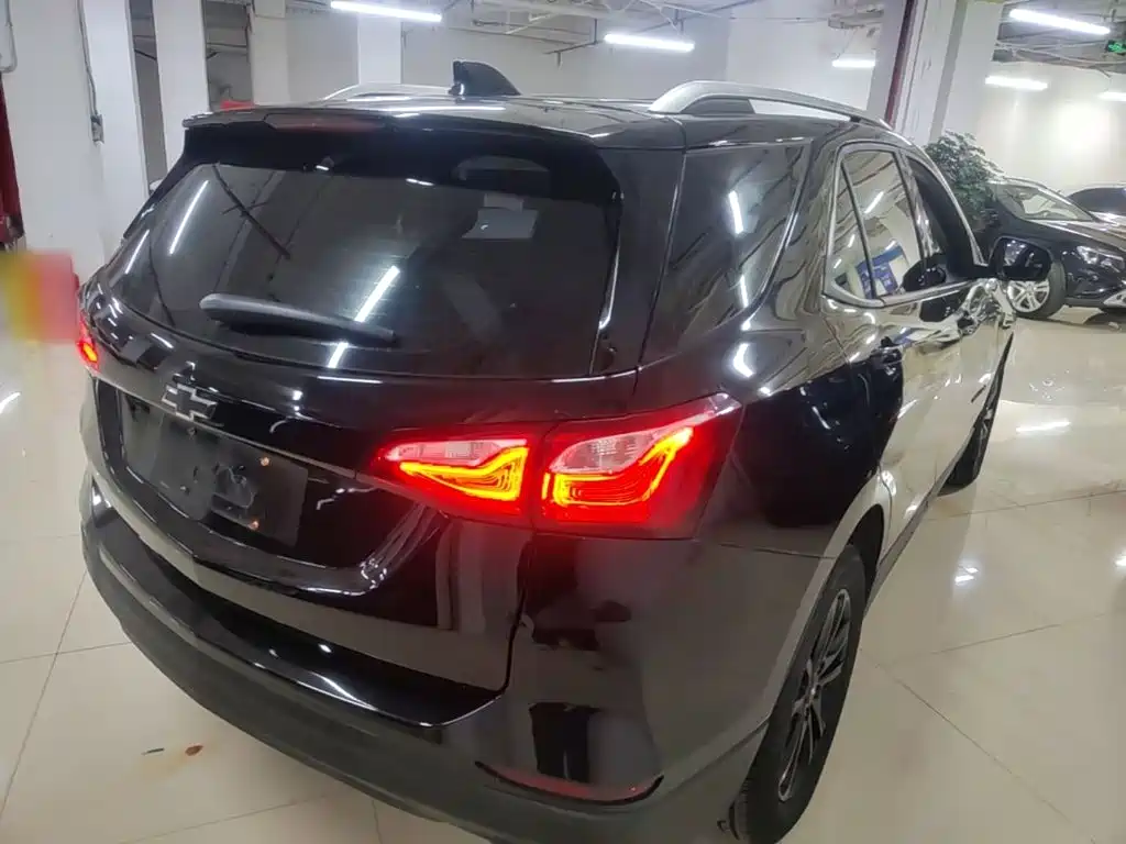 Chevrolet Equinox — миниатюра 7