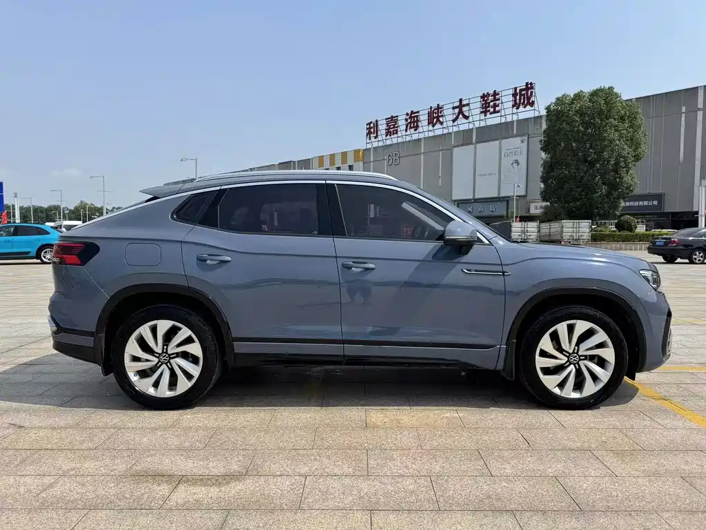 Volkswagen X — миниатюра 8
