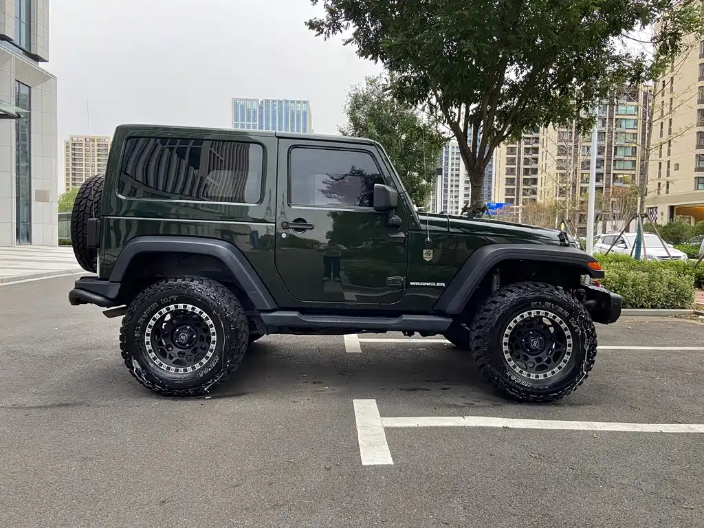 Jeep Wrangler — миниатюра 6