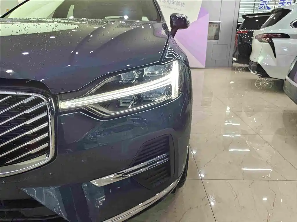 Volvo XC60 — миниатюра 11