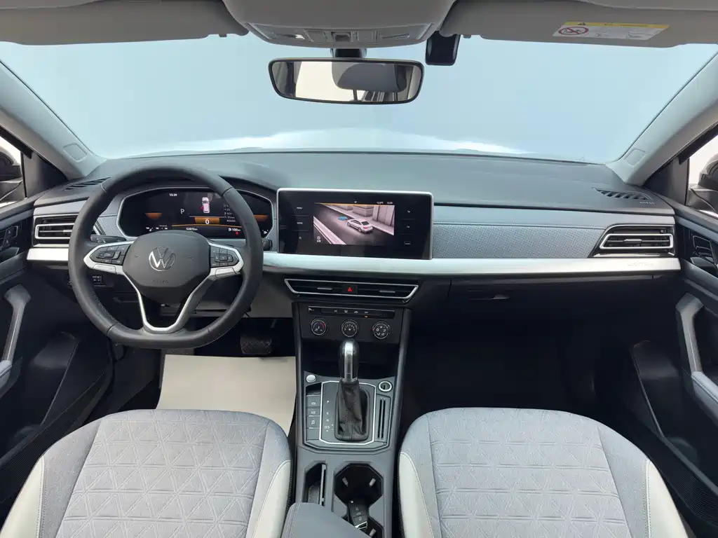 Volkswagen Lavida — миниатюра 13