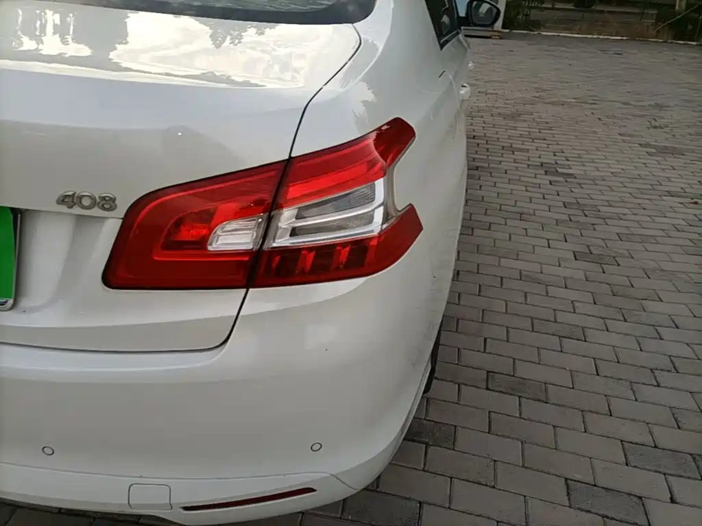 Peugeot 408 — миниатюра 8