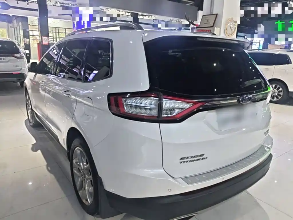 Ford Edge — миниатюра 5