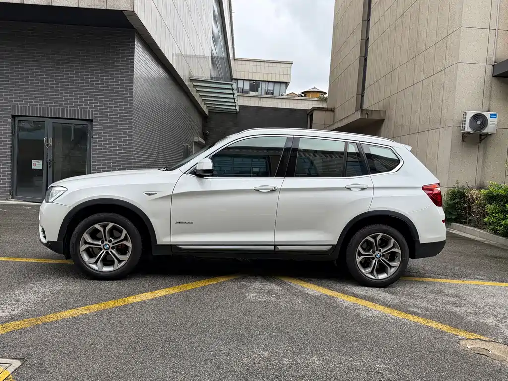 BMW X3 (Import) — миниатюра 16