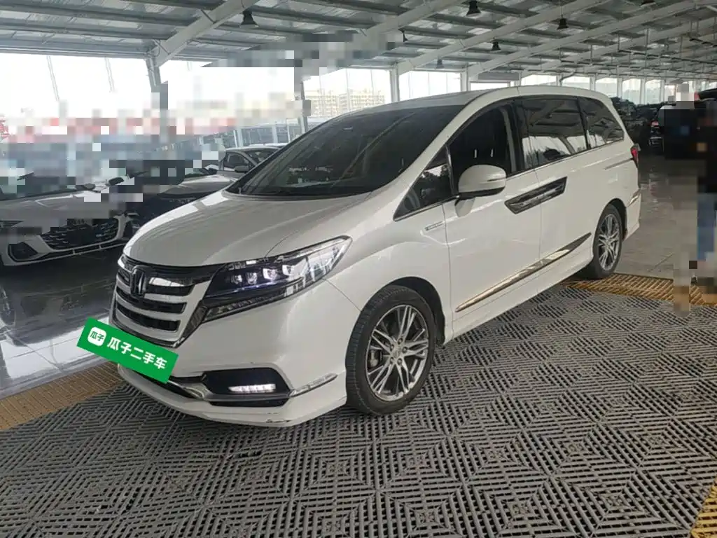 Honda Elysion — миниатюра 2