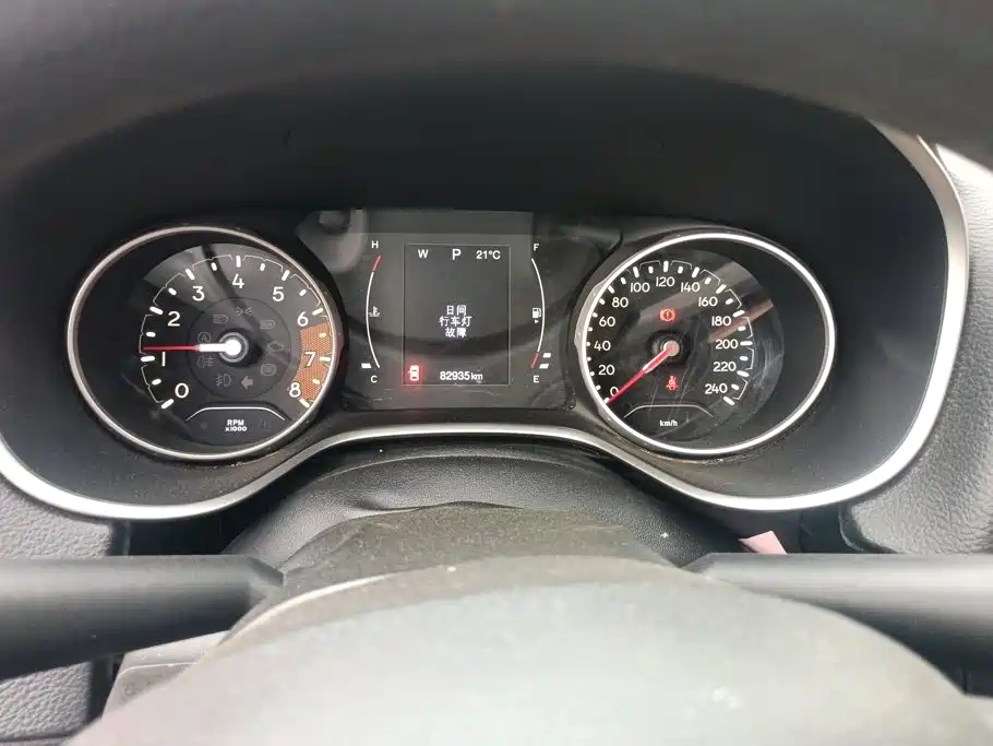 Jeep Compass — миниатюра 14
