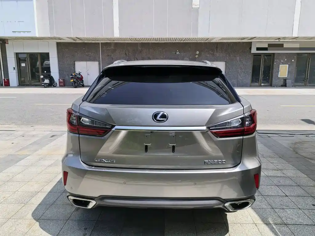 Lexus RX — миниатюра 8