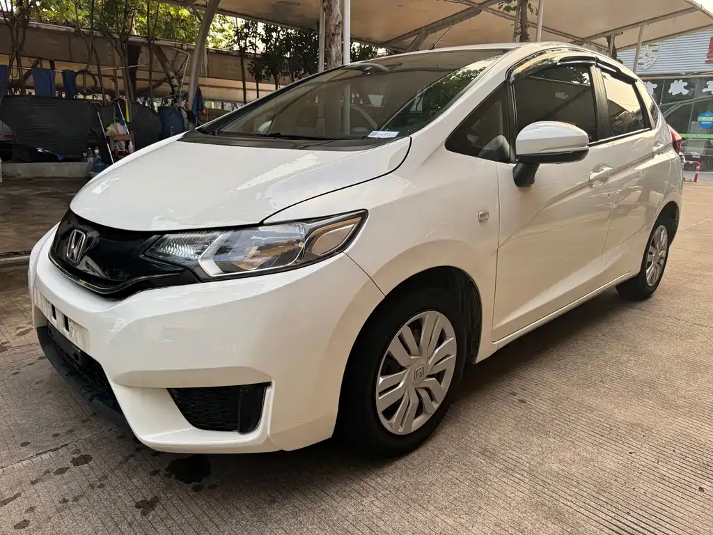2015 Honda Fit - zdjęcie 1 z 13