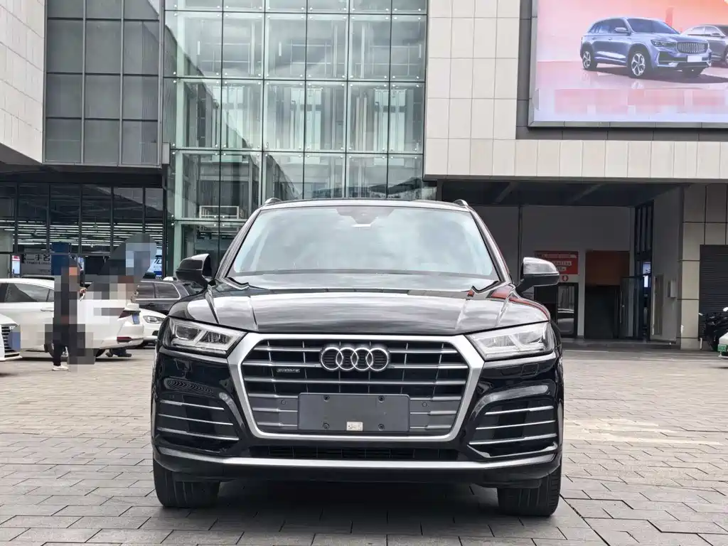 Audi Q5L 2020 40 TFSI Fashion