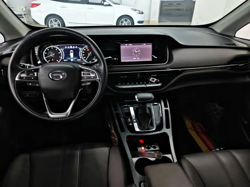 GAC Motor Trumpchi M6 — миниатюра 10