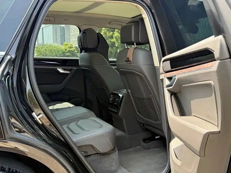Volkswagen Touareg 2020 3.0TSI VI