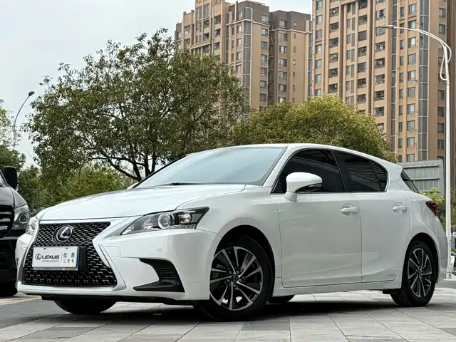 LEXUS CT 2017